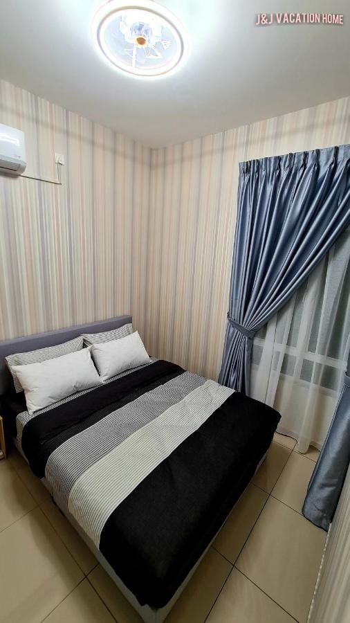J&J Vacation Home@Novo8 Residence Kampong Tambak Экстерьер фото